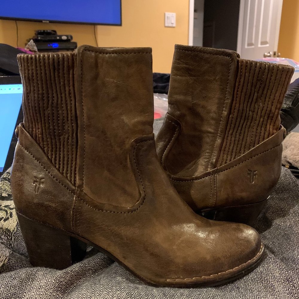 Frye Boots 100% Leather NEW